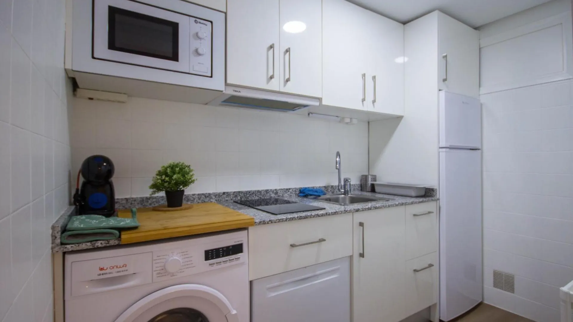 Lejlighed Sol Timor - Aloha Puerto - Costa Del Sol Stay Apartamentos Privados - Playa Carihuela - Torremolinos - Spanien