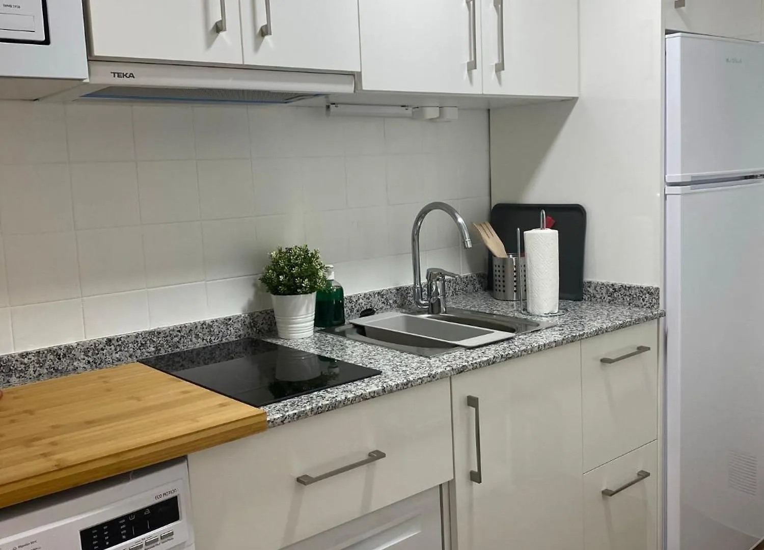 Sol Timor - Aloha Puerto - Costa Del Sol Stay Apartamentos Privados - Playa Carihuela - Torremolinos - Lejlighed