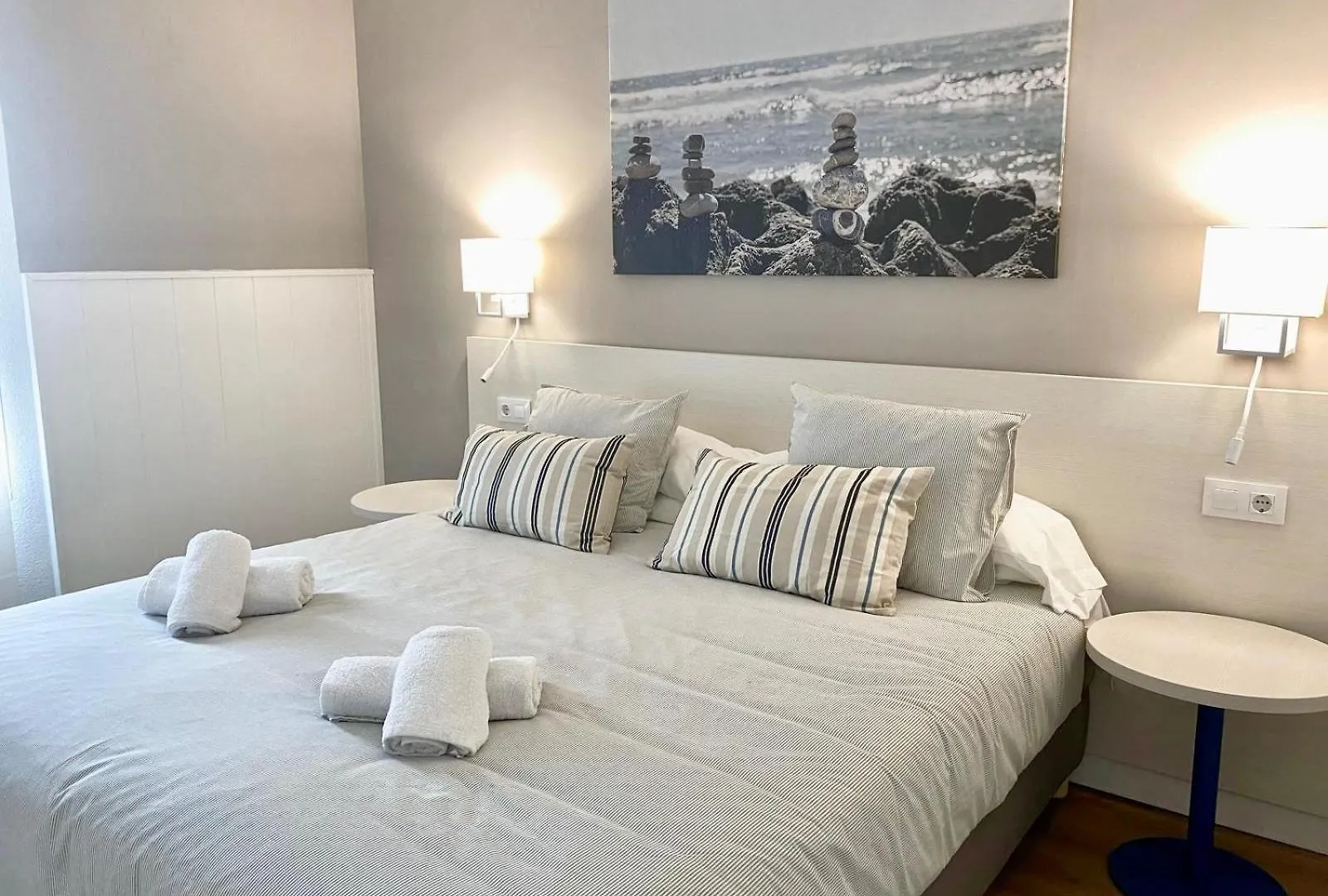 Apartment Sol Timor - Aloha Puerto - Costa Del Sol Stay Apartamentos Privados - Playa Carihuela - Torremolinos - Spain